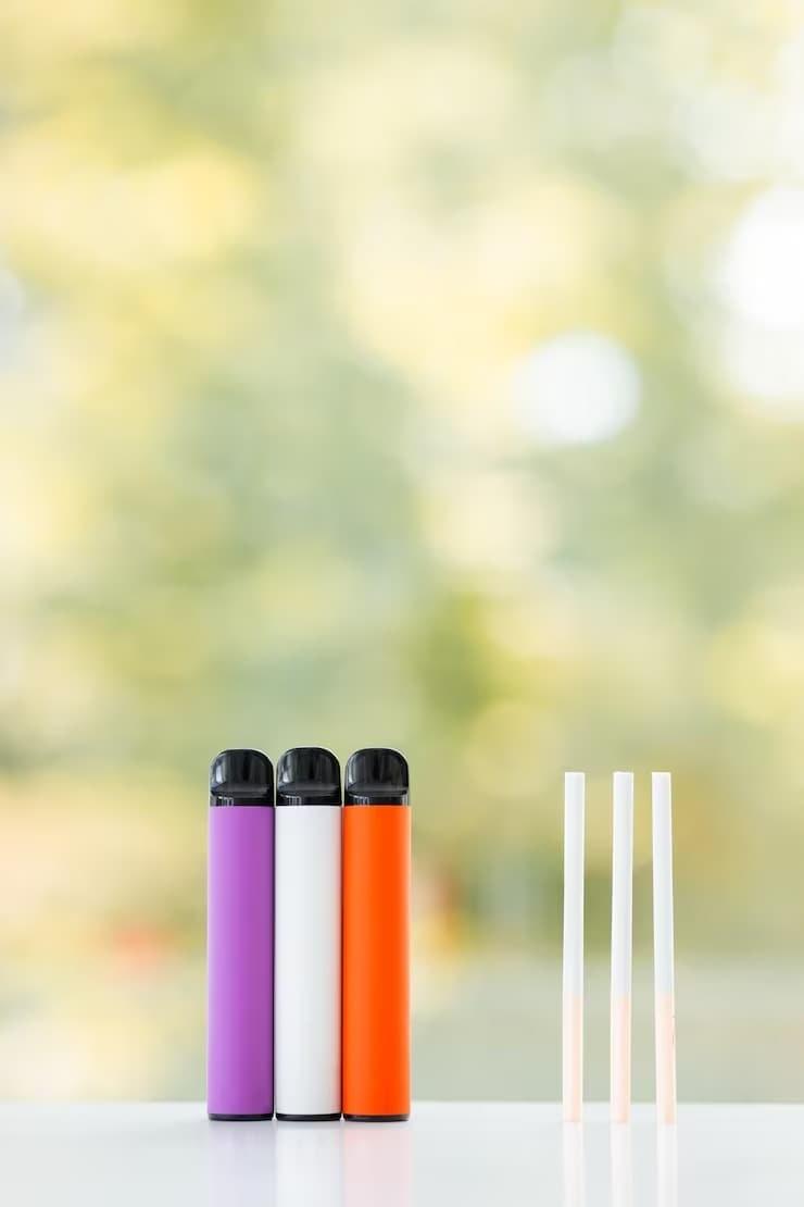 Najlepsze olejki do e papierosa w 2025 — ranking smaków, składników i praktyczne porady bezpieczeństwa