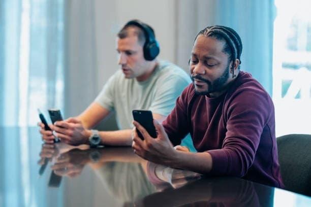 E-Papierosy w praktyce — jak dbać o trawnik e papierosy i unikać szkód