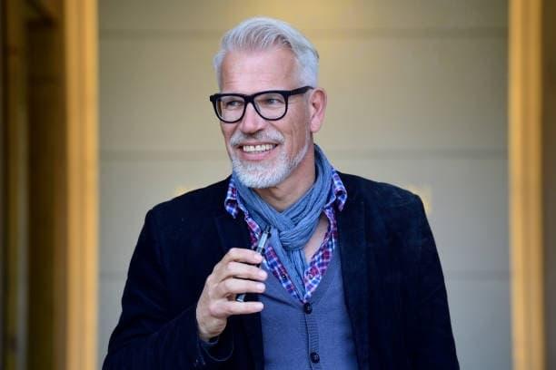 najlepsze e papierosy 2025 ranking i poradnik jak wybrać model, baterię, smak i akcesoria