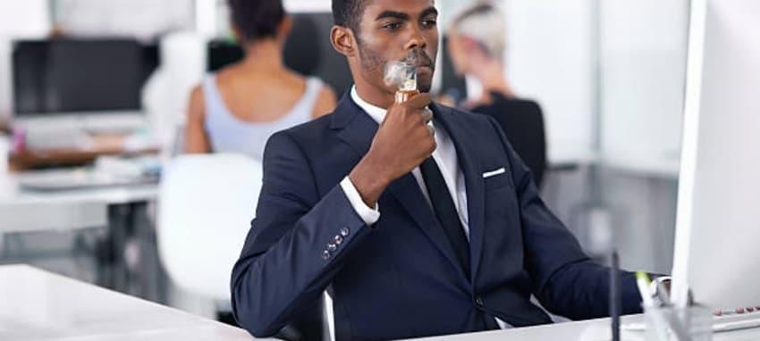 e smoking praktyczny przewodnik jak wybrać bezpieczny e smoking porady, recenzje i najlepsze urządzenia