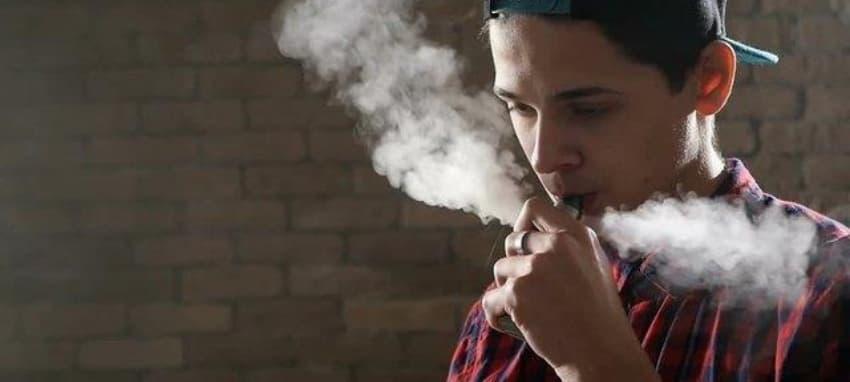 Jednorazowy e papieros — praktyczny przewodnik po smakach, pojemności baterii i najlepszych modelach