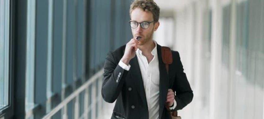 Jak wybrać papieros elektroniczny i idealny liquid izi pizi — poradnik dla początkujących