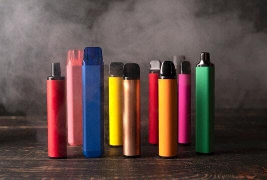 jednorazowe vape - najlepsze modele, smaki i porady przed zakupem